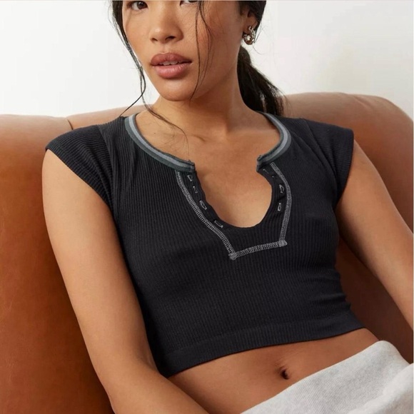Urban Outfitters Tops - Black Ribbed Crop Top